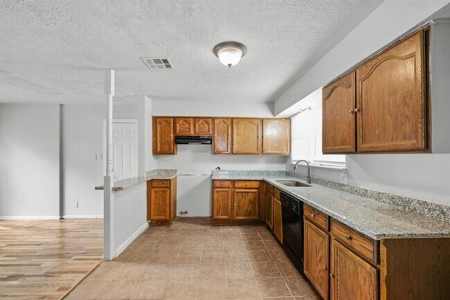 Foto del edificio - 4710 Meadow Park Dr