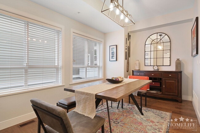 Building Photo - Coastal 3 Bed 3 Bath Townhouse with Private Rooftop Ocean View Terrace in White Rock