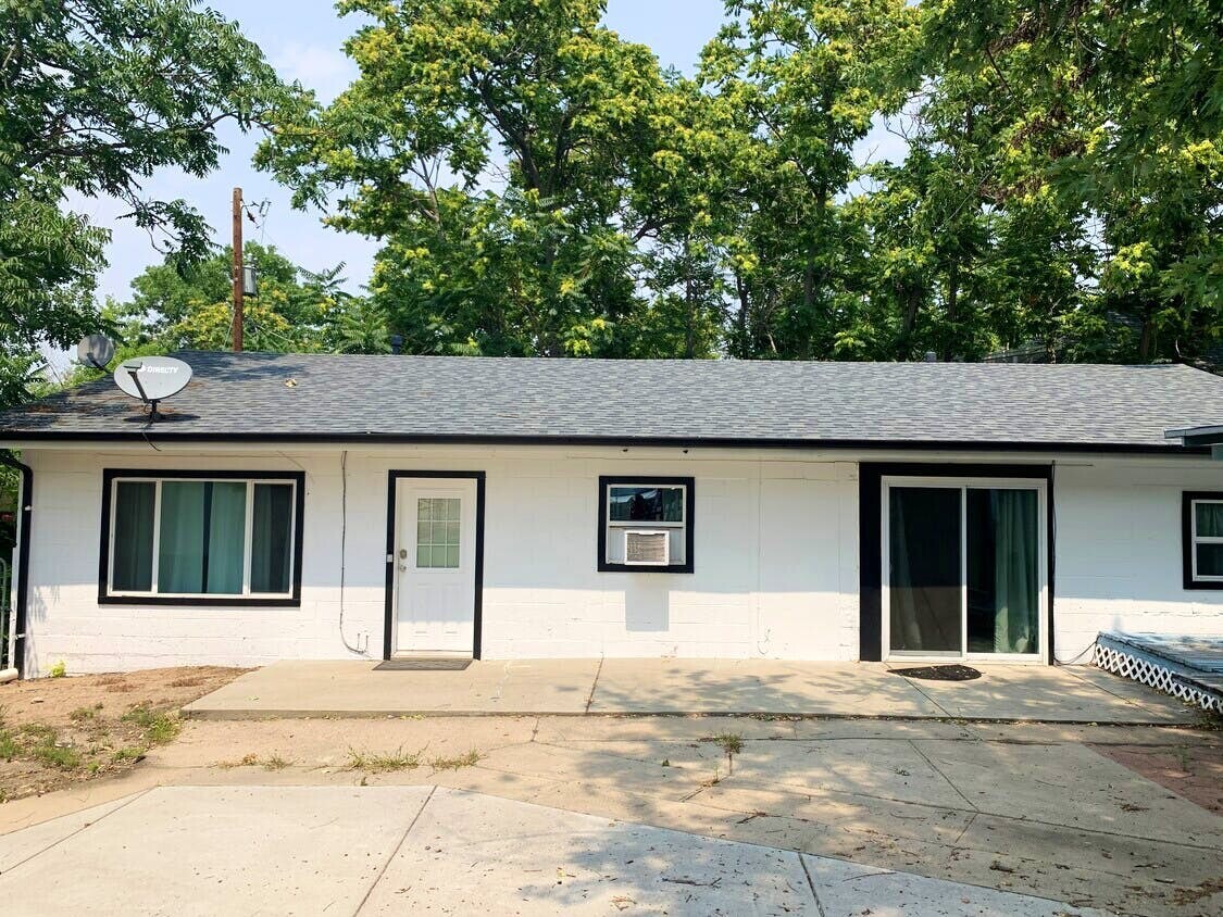 Foto principal - 5201 Lowell Blvd