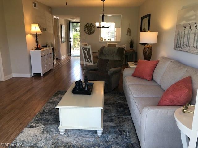 Foto del edificio - 6184 Michelle Way