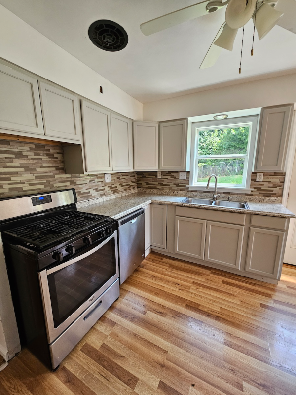 Primary Photo - 324 Stevenson Rd