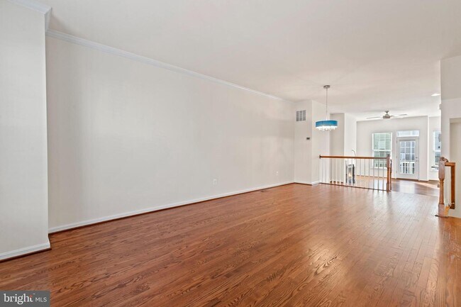 Foto del edificio - 22650 Gray Falcon Square