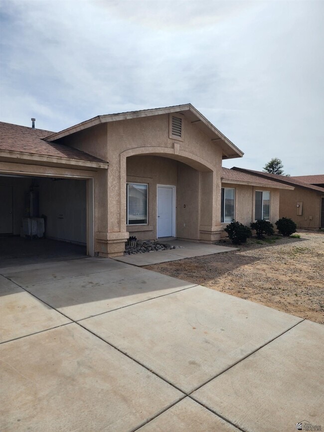 Building Photo - 11239 E 24th Pl