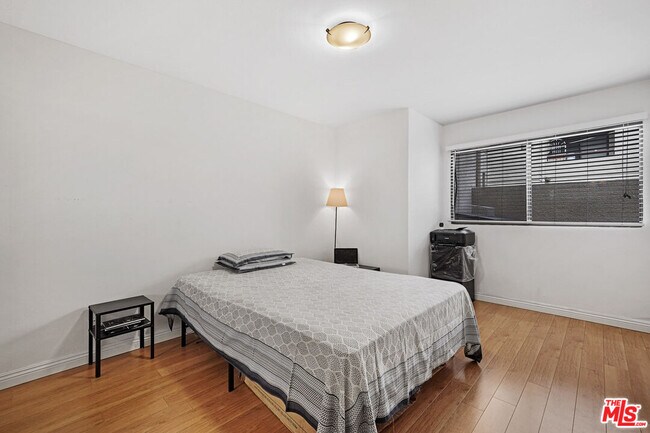 Foto del edificio - 435 S Virgil Ave