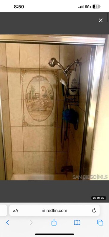 Foto del edificio - 1213 E Ave