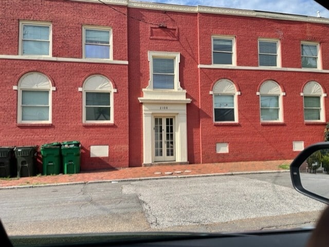 Primary Photo - 2108 Venable St