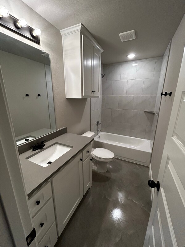 Building Photo - 10032 W Hwy 199