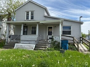 Building Photo - 117-117-117-112 W 30th St