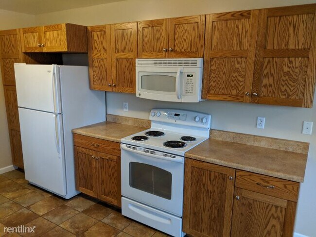 Building Photo - 3 br, 2 bath House - 504 Crestwood Dr