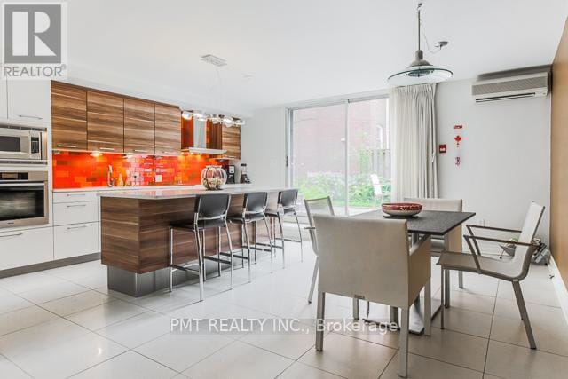 Building Photo - 28 Admiral Rd