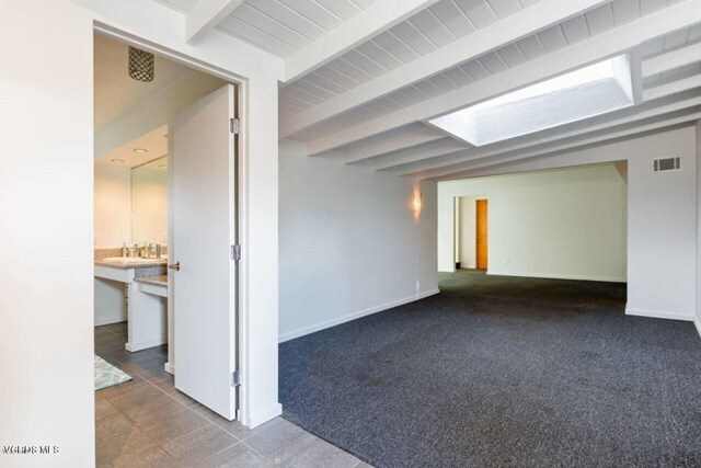 Building Photo - 4140 Ocean Dr