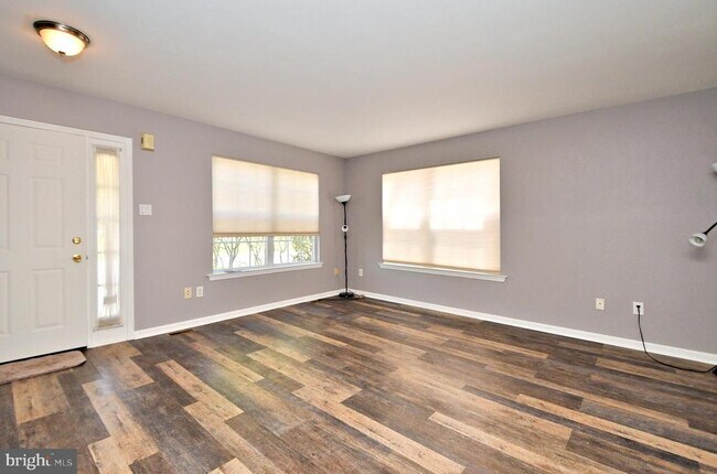 Foto del edificio - 106 Westminster Ct