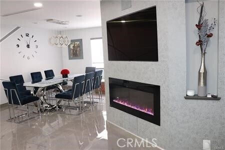 Foto del edificio - 9419 Via Patricia Via