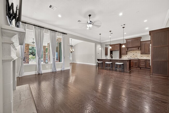 Foto del edificio - 17803 Hayward Hill Dr