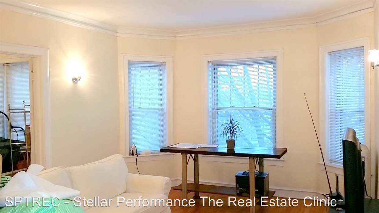 Foto principal - 118 S Maple Ave