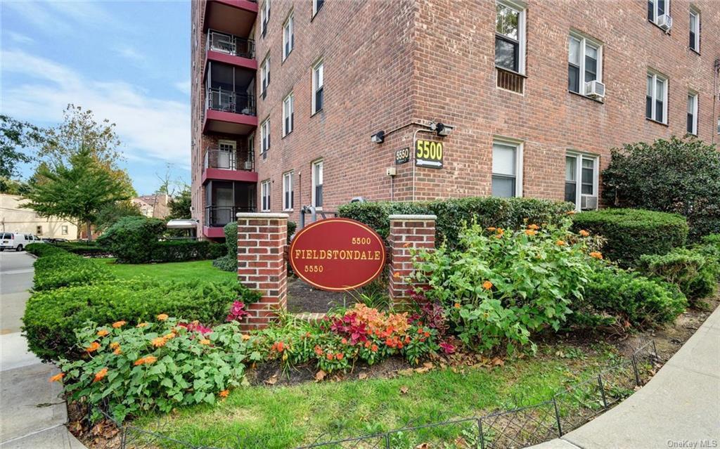 5550 Fieldston Rd Unit 9J, The Bronx, NY 10471 Room for Rent in The