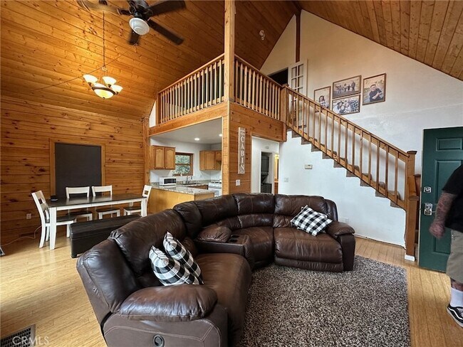 Foto del edificio - 1811 Zermatt Dr