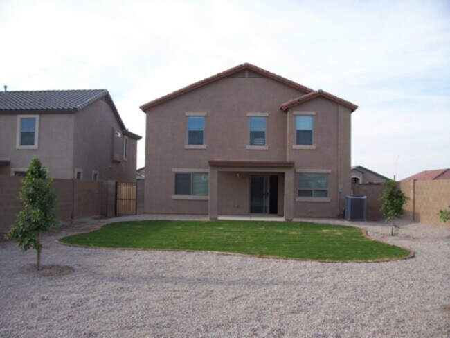 Foto del edificio - 16053 W Bartlett Ave