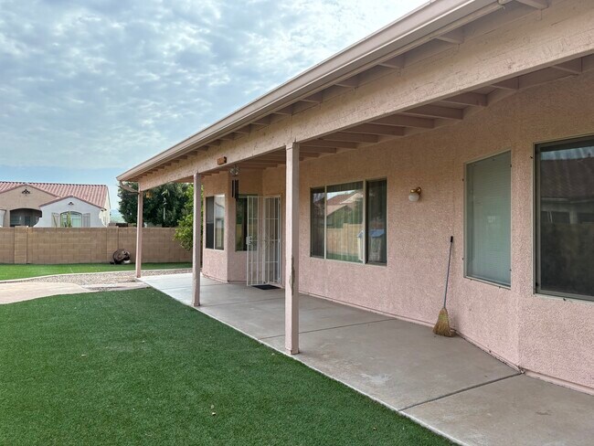 Building Photo - 7648 W Creosote Spring Ct