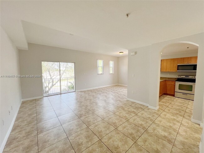 Foto del edificio - 8800 NW 107th Ct