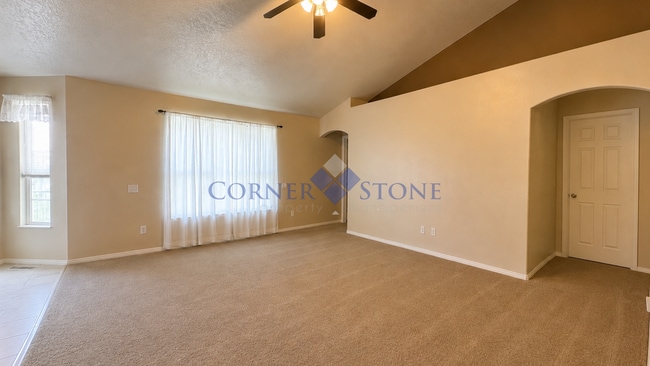 Building Photo - Fantastic Home In Nampa!