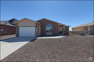 Building Photo - 14408 Escalera Dr