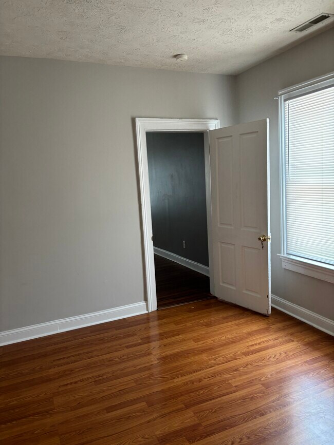 Foto del edificio - 401 N Augusta St