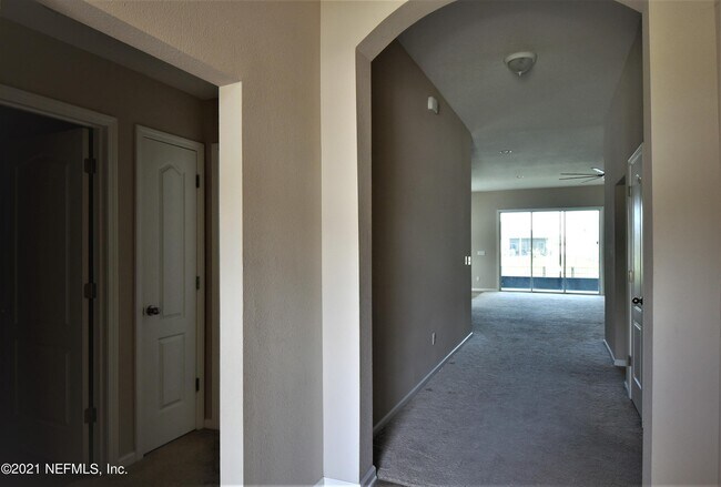 Building Photo - 15155 Bareback Dr