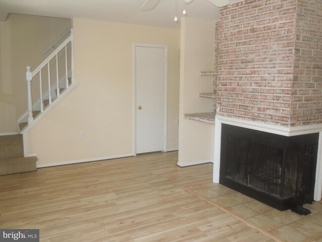 Building Photo - 1709 Granite Ct