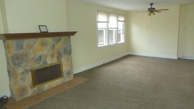 Foto del edificio - 6656 Ridgeville St