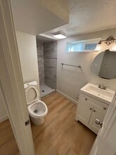 Building Photo - 104 12th St