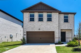 Building Photo - 736 Portina Dr