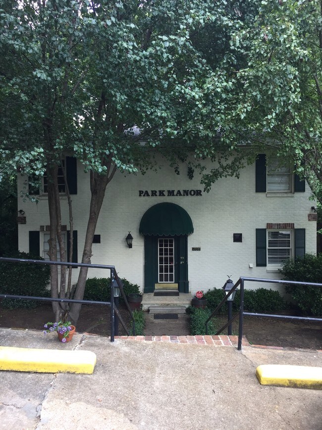 Vista de la calle - 1006 N 9th St
