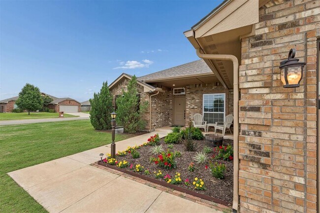 Foto del edificio - 1751 Lexington Ct