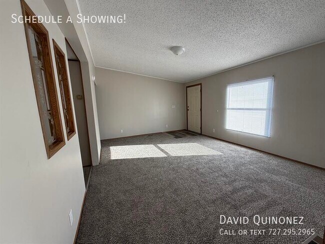 Foto del edificio - 6622 Country Ln