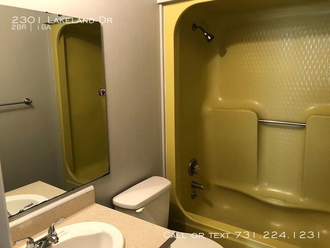 Foto del edificio - 2301 Lakeland Dr - 2 beds, 1 full bath