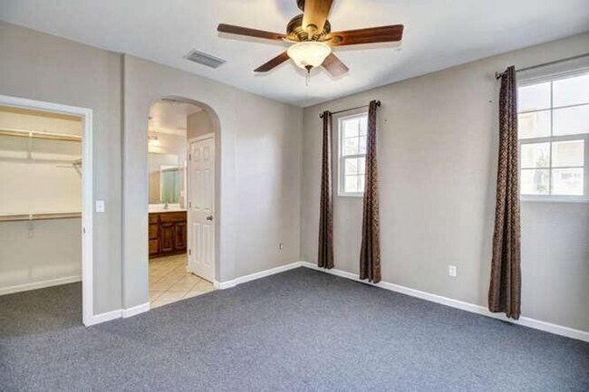 Building Photo - 10888 Stourport Way