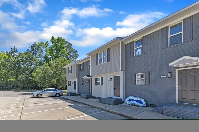 Foto del edificio - 385 E Williams St