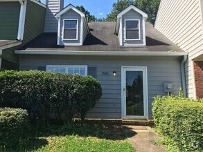 Building Photo - 3040 Sand Wedge Cir