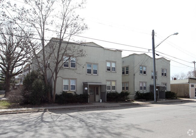 Building Photo - 960-962 29th Ave NE