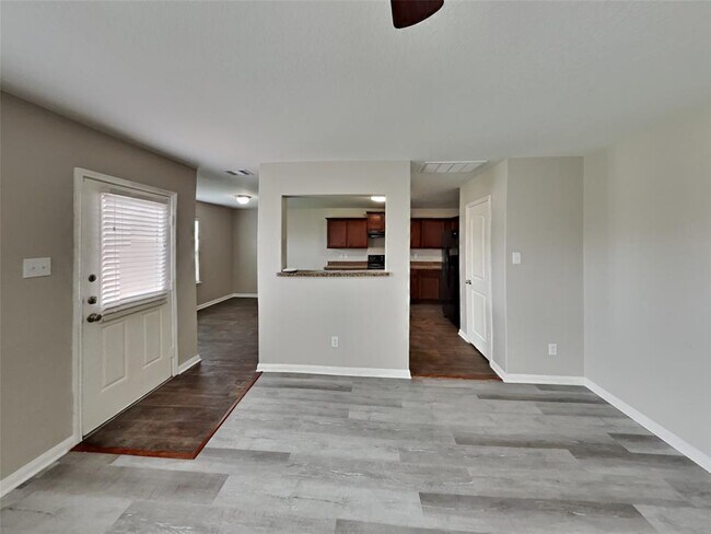 Building Photo - 2503 Regatta Ln