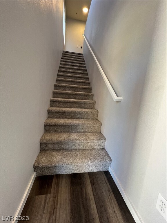 Foto del edificio - 9050 W Warm Springs Rd
