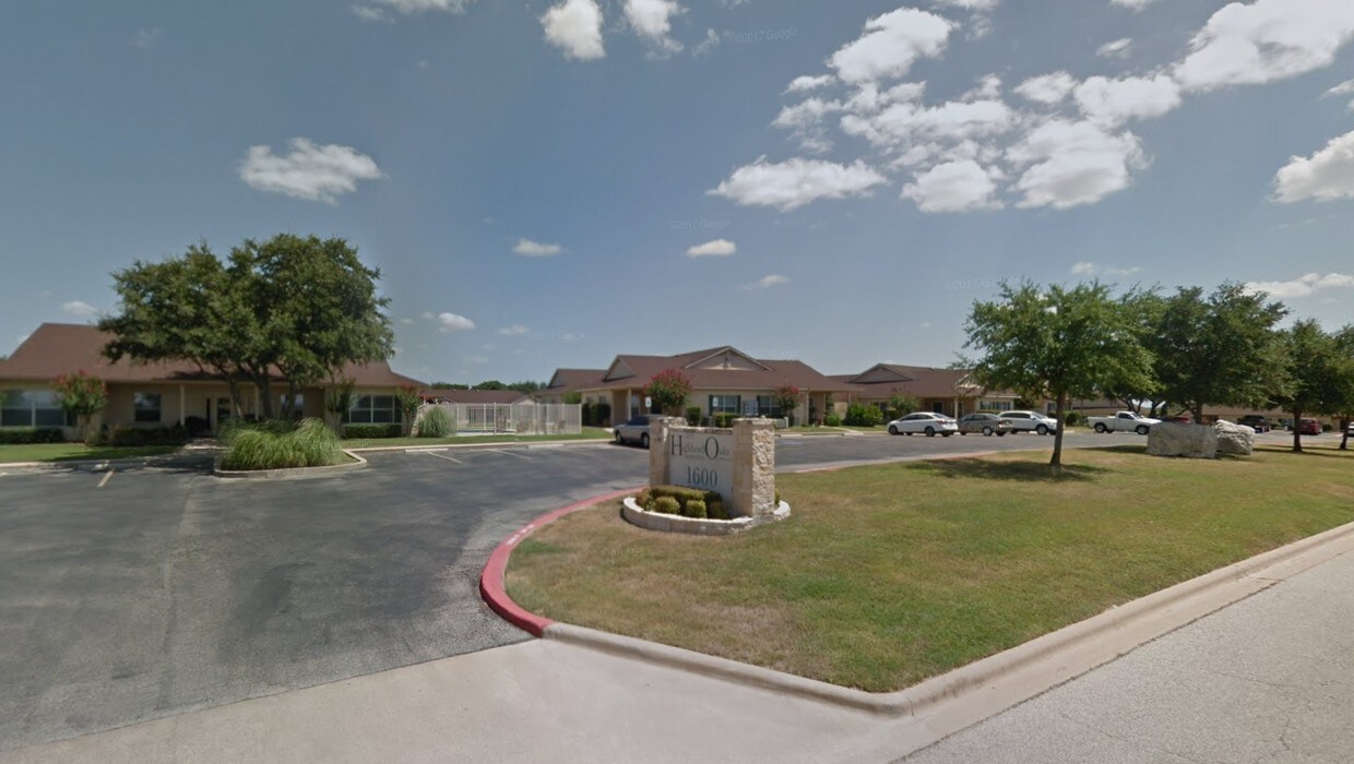 Foto principal - Highland Oaks 55+ Community