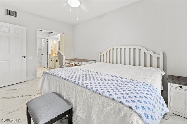 Foto del edificio - 13601 Worthington Way