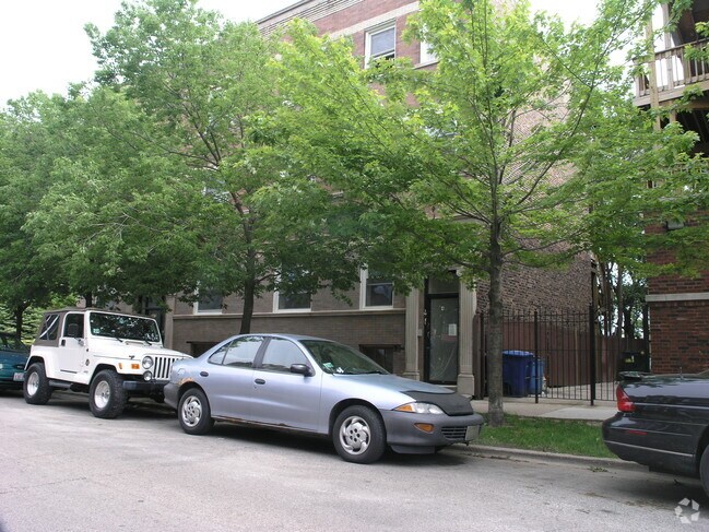 Foto del edificio - 941-945 E 52nd St