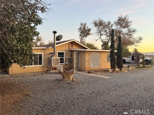 Foto del edificio - 16100 Navajo Rd