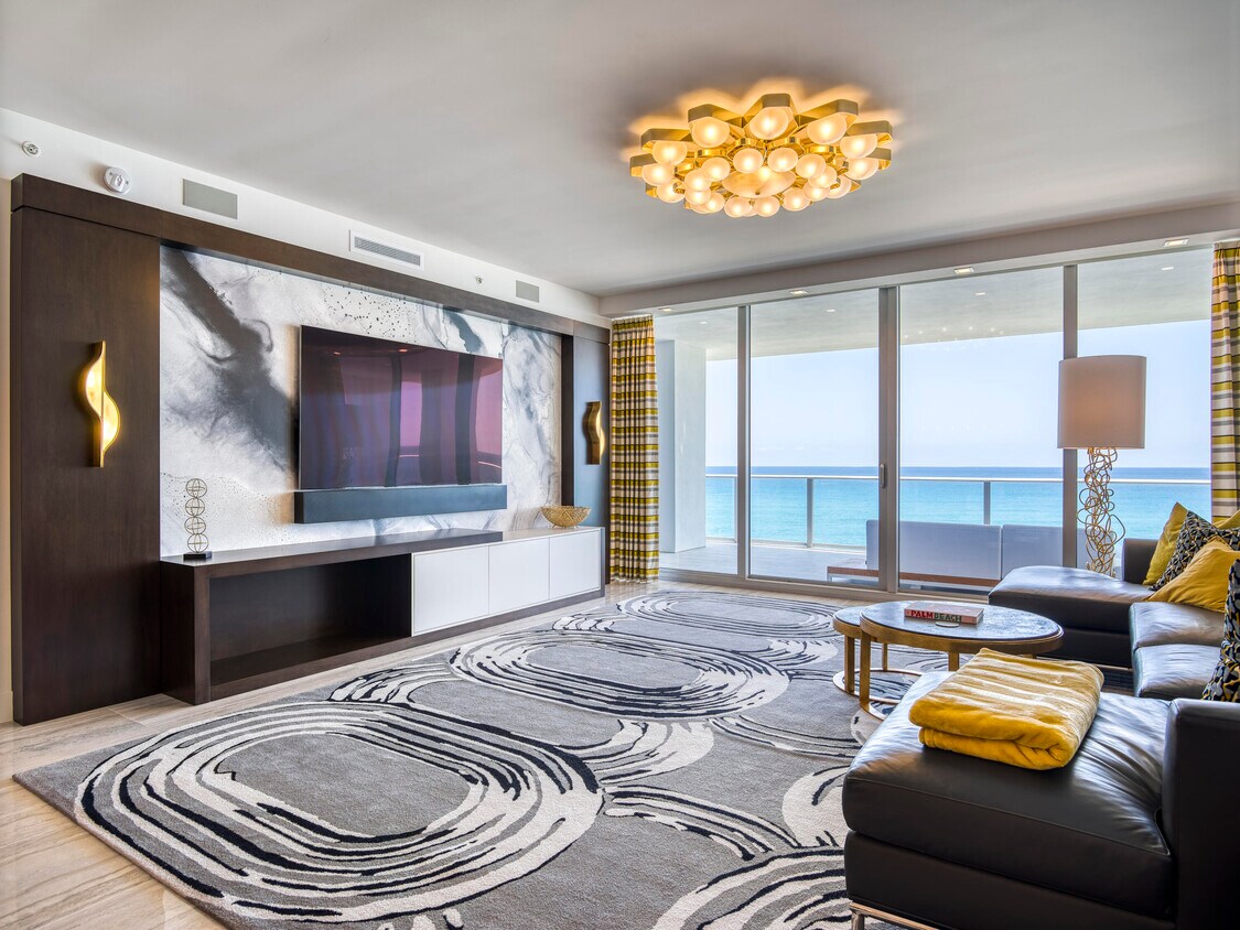 Foto principal - 5000 N Ocean Dr