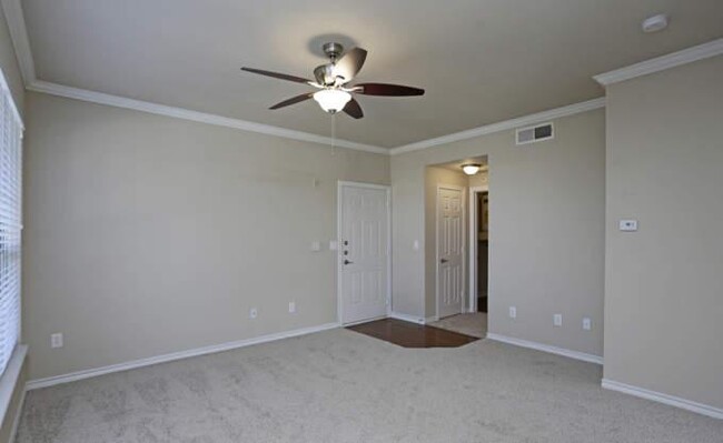 Foto del edificio - 1 bedroom in Dallas TX 75287