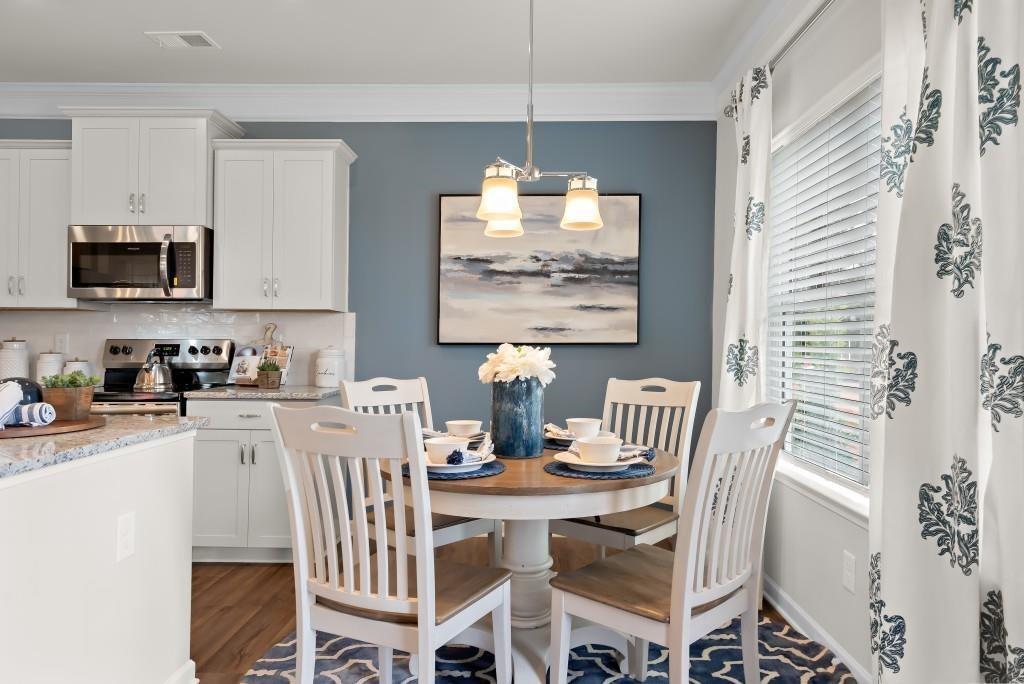 Foto principal - 295 Cranston Dr