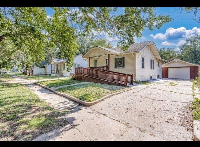 Foto del edificio - 1422 S Laura Ave